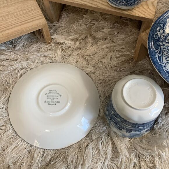 Royal Staffordshire J.&G. Meakin Ironstone Stratford Stage 4 Cups & Saucers Set - Picture 9 of 17